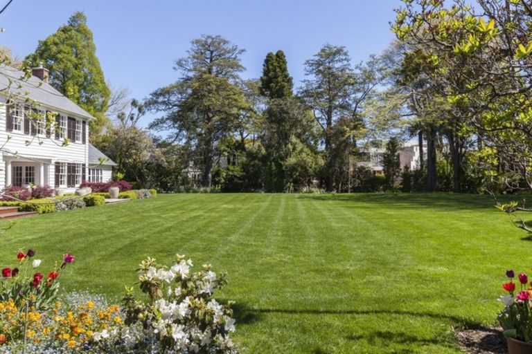 Photo of property in 27 Glandovey Road, Fendalton, Christchurch, 8052