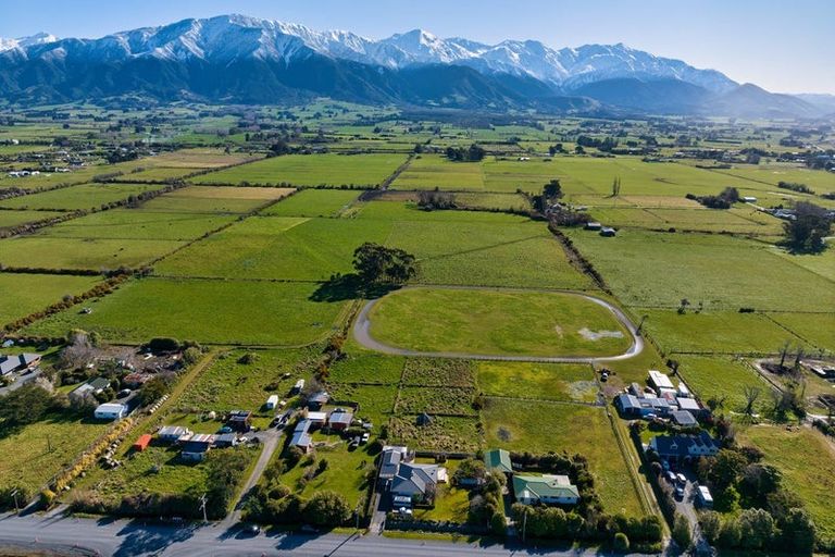 Photo of property in 50 Hawthorne Road, Kaikoura, 7300