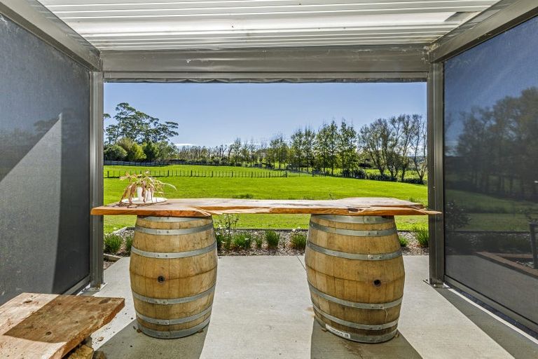Photo of property in 34 Arone Way, Wainui, 0994