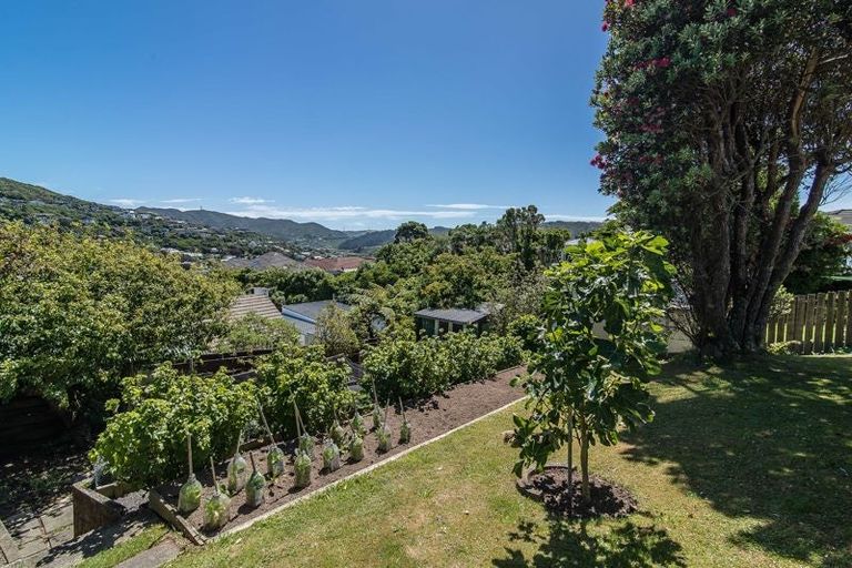 Photo of property in 6 Croydon Street, Karori, Wellington, 6012