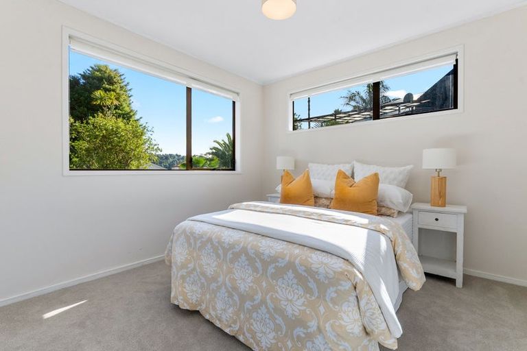 Photo of property in 56 Pemberton Avenue, Bayview, Auckland, 0629