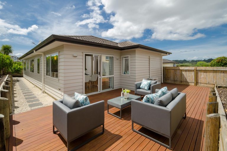 Photo of property in 47 South Kensington Way, Henderson, Auckland, 0612