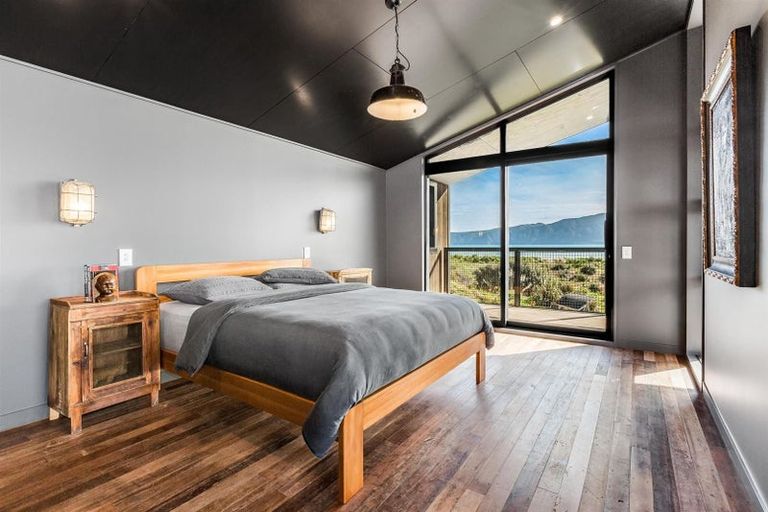 Photo of property in 123 Manly Street, Paraparaumu Beach, Paraparaumu, 5032