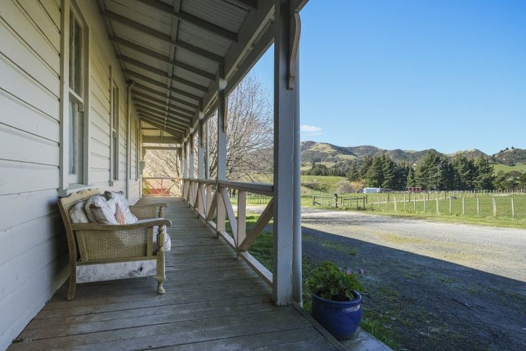Photo of property in 3345 Weber Road, Weber, Dannevirke, 4970