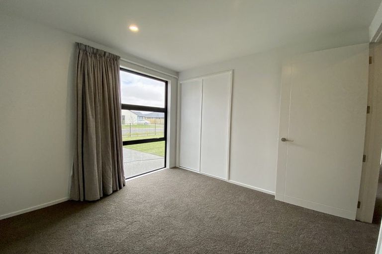 Photo of property in 12 Larissa Road, Halswell, Christchurch, 8025