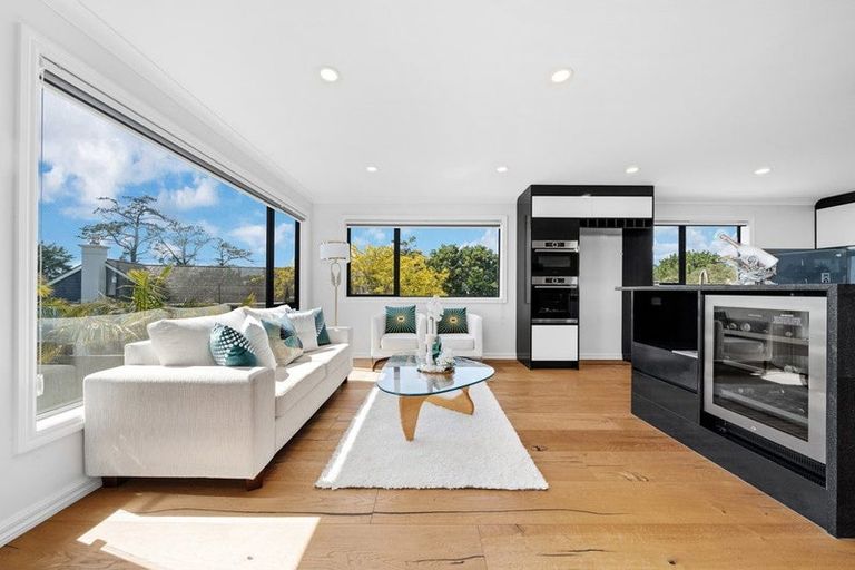 Photo of property in 66a Marine Parade, Mellons Bay, Auckland, 2014