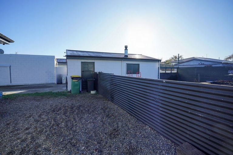 Photo of property in 230 Conyers Street, Strathern, Invercargill, 9812