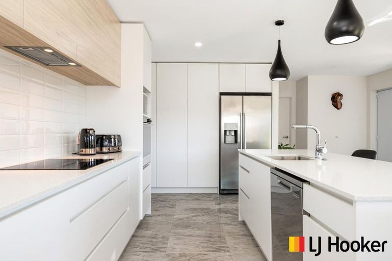 Photo of property in 48 Hillpark Drive, Pokeno, 2402