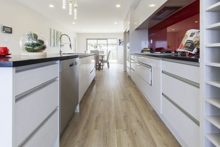 Photo of property in 121 Voyager Drive, Gulf Harbour, Whangaparaoa, 0930