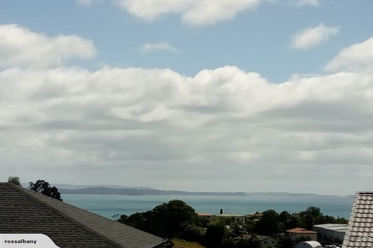 Photo of property in 5 Ruth Craig Place, Stanmore Bay, Whangaparaoa, 0932