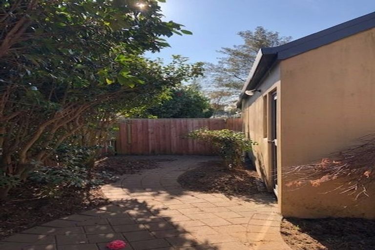 Photo of property in 2/112 Poulson Street, Addington, Christchurch, 8024