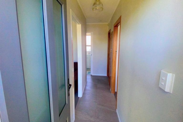 Photo of property in 12 Miami Street, Mangere East, Auckland, 2024