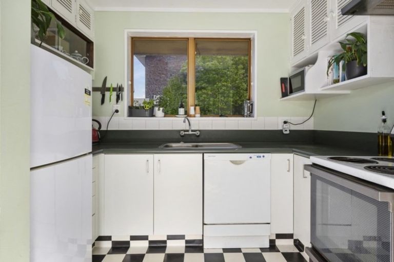 Photo of property in 16b Highfield Crescent, Brookfield, Tauranga, 3110