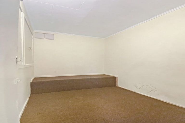 Photo of property in 16 Halifax Street, Kingston, Wellington, 6021