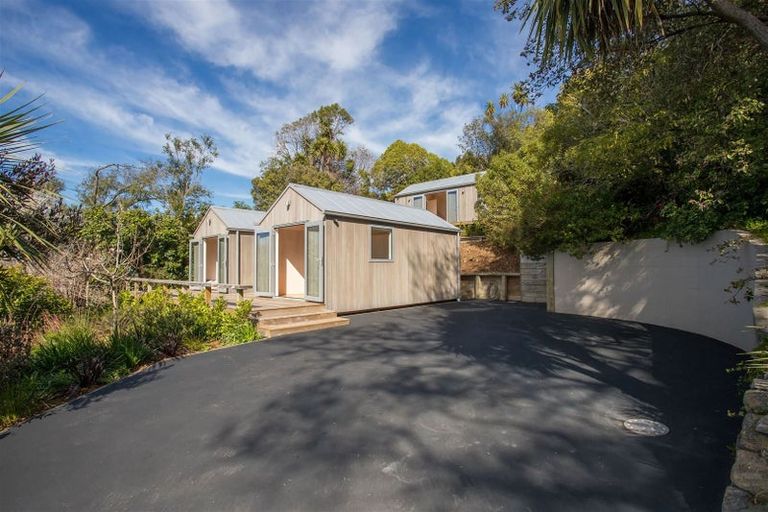 Photo of property in 11 Merlewood Avenue, Cashmere, Christchurch, 8022