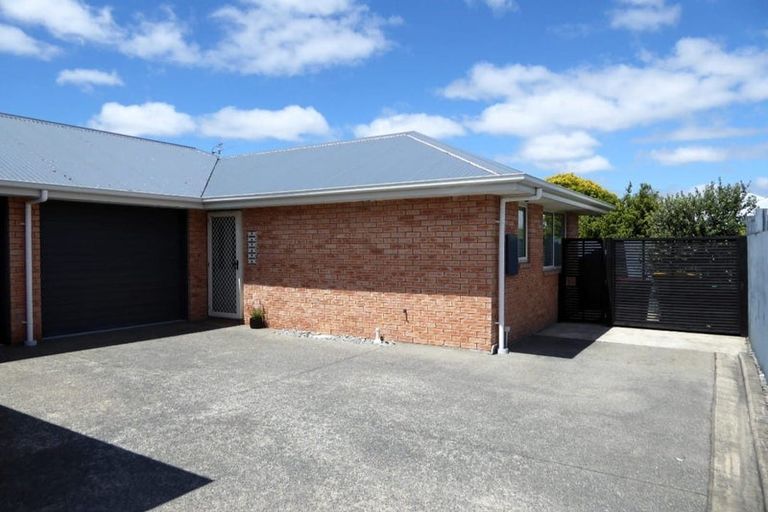 Photo of property in 138d Matsons Avenue, Papanui, Christchurch, 8053
