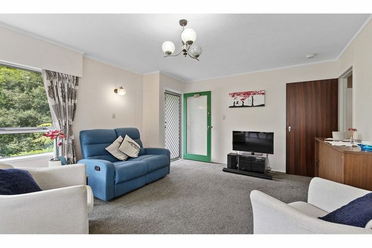 Photo of property in 1/39a Hebron Road, Waiake, Auckland, 0630