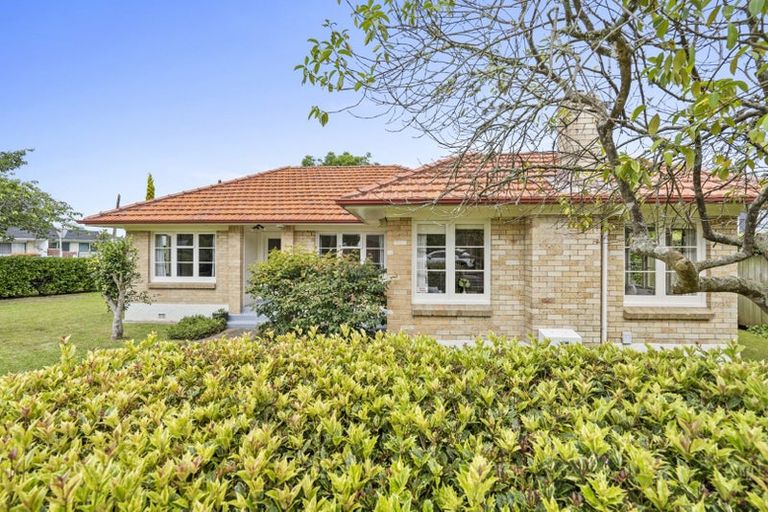 Photo of property in 141 Victoria Street, Cambridge, 3434