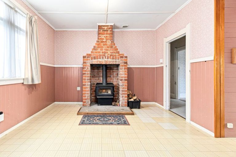 Photo of property in 4 Okoroire Street, Tirau, 3410