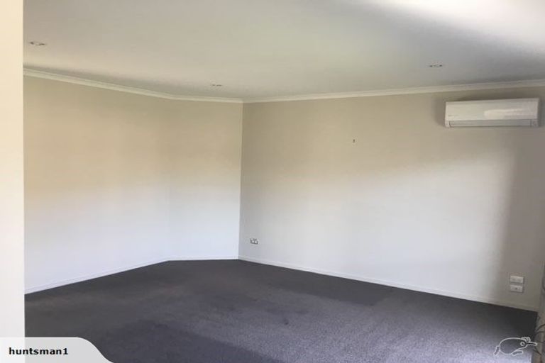 Photo of property in 3 Reeves Road, Rangiora, 7400