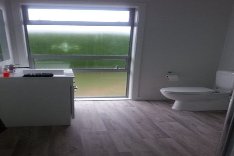 Photo of property in 15 Tuscan Lane, Martinborough, 5711