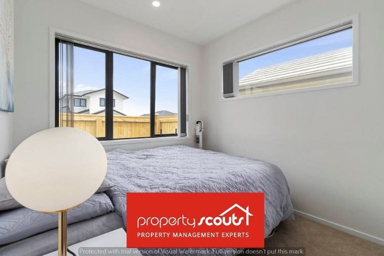Photo of property in 10 Verdot Close, Kumeu, 0810