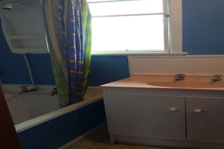 Photo of property in 20 Glasgow Crescent, Kaiti, Gisborne, 4010