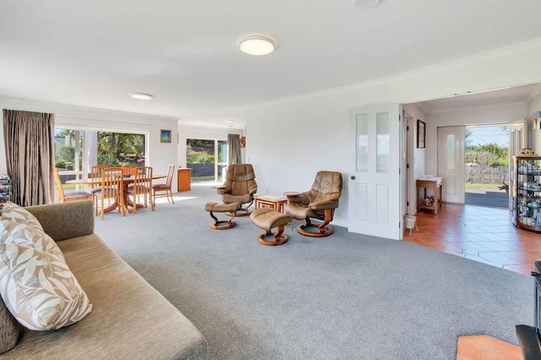 Photo of property in 150 Kennedy Road, Dairy Flat, Albany, 0792