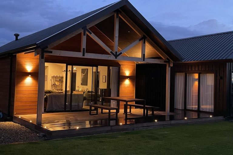 Photo of property in 3 Tomtit Crescent, Lake Hawea, Wanaka, 9382