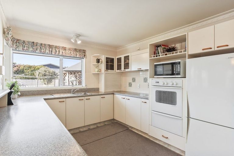 Photo of property in 4 Keldon Avenue, Rangiora, 7400