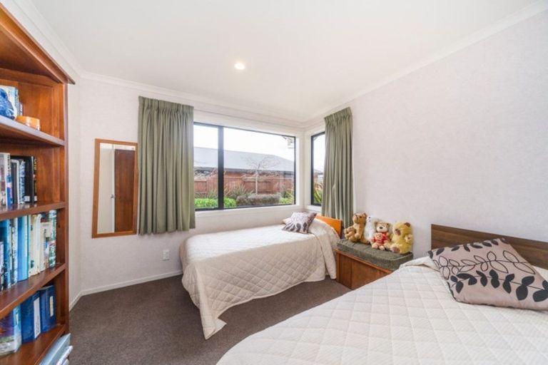 Photo of property in 49 Rosalie Terrace, Kelvin Grove, Palmerston North, 4414