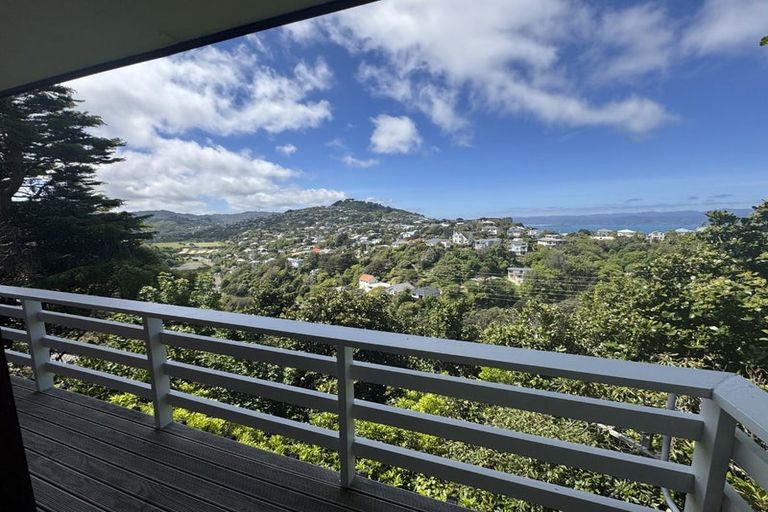 Photo of property in 13-13a Espin Crescent, Karori, Wellington, 6012