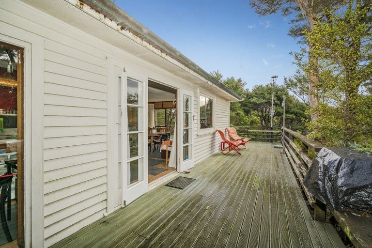 Photo of property in 295 Kopaki Point, Cooks Beach, Whitianga, 3591