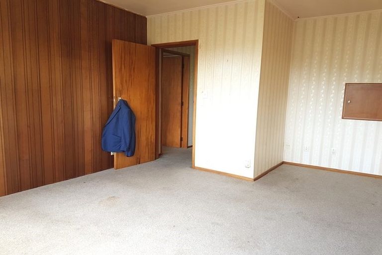 Photo of property in 2/18 Agra Crescent, Khandallah, Wellington, 6035