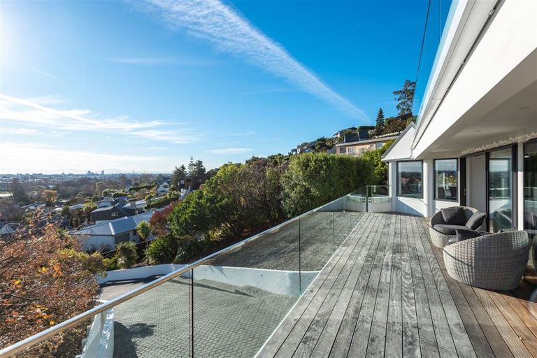 Photo of property in 15 Woodlau Rise, Huntsbury, Christchurch, 8022