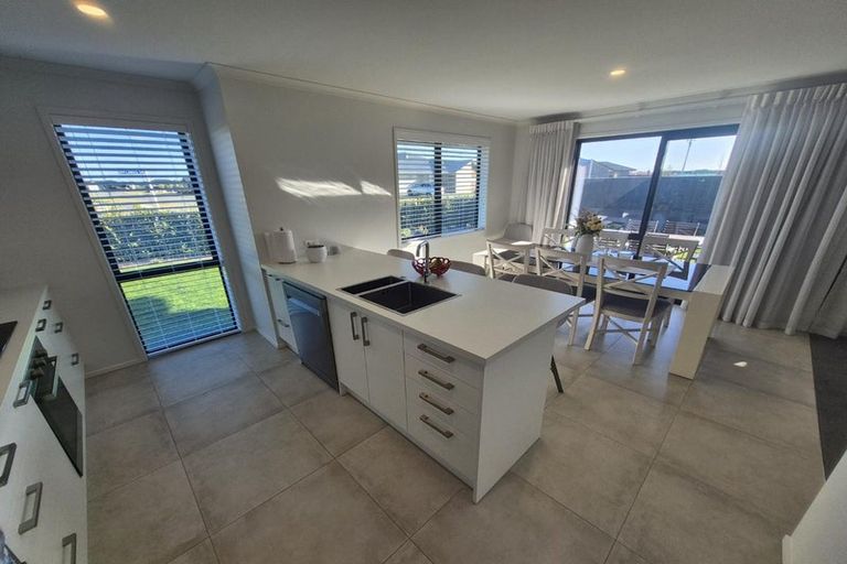 Photo of property in 34 Drylands Drive, Rolleston, 7614