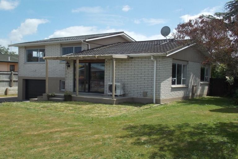 Photo of property in 4 Waltham Court, Cloverlea, Palmerston North, 4412
