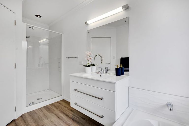 Photo of property in 72 Dillon Drive, Bell Block, New Plymouth, 4312