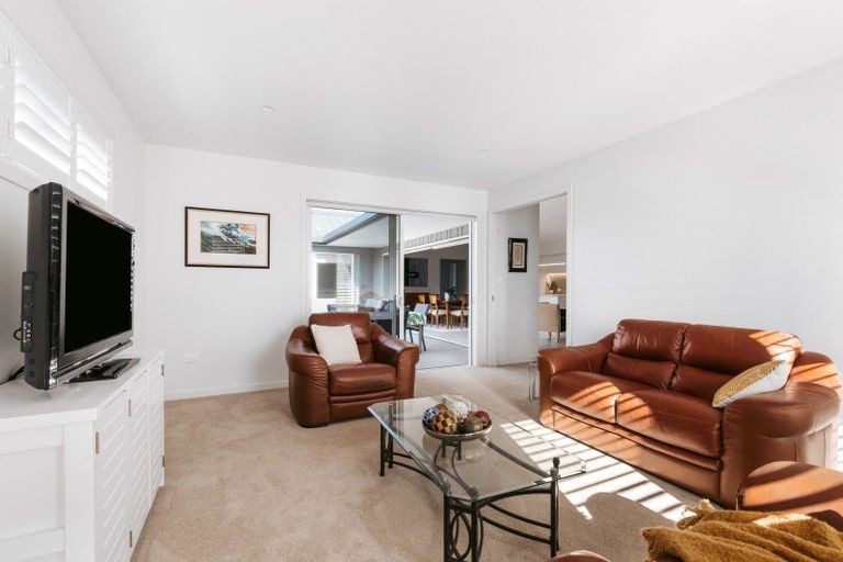 Photo of property in 25 Coast Boulevard, Papamoa Beach, Papamoa, 3118