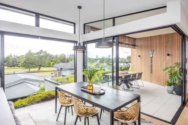 Photo of property in 43 Saint Andrews Terrace, St Andrews, Hamilton, 3200