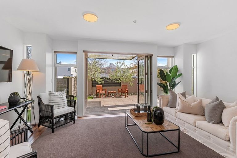 Photo of property in 7/6 Harts Creek Lane, Northwood, Christchurch, 8051