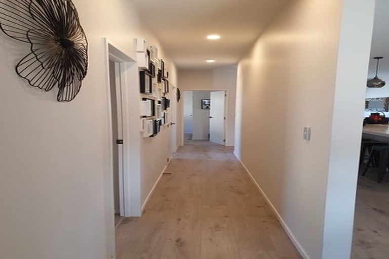 Photo of property in 35 Harriet Johnston Drive, Pokeno, 2402