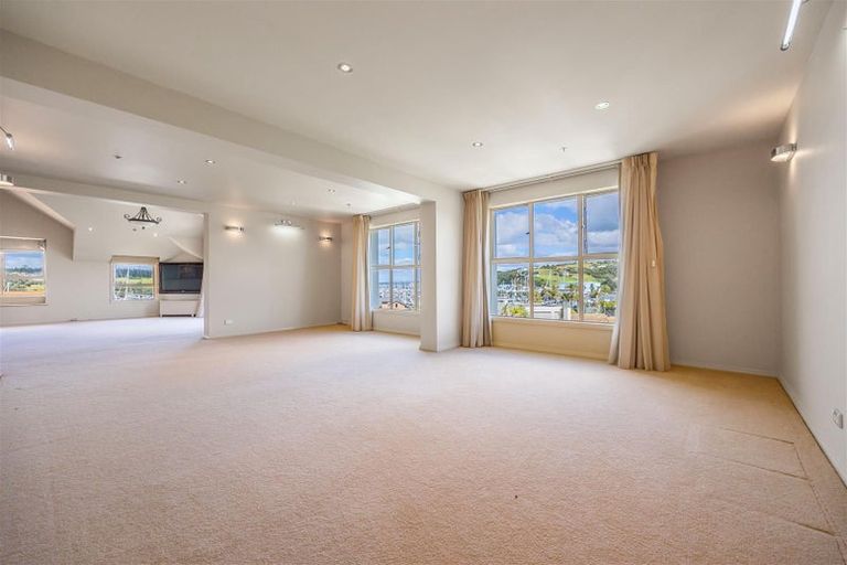 Photo of property in 68 Harbour Village Drive, Gulf Harbour, Whangaparaoa, 0930