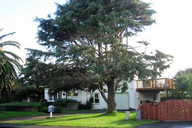 Photo of property in 5 Hollis Road, Paraparaumu Beach, Paraparaumu, 5032