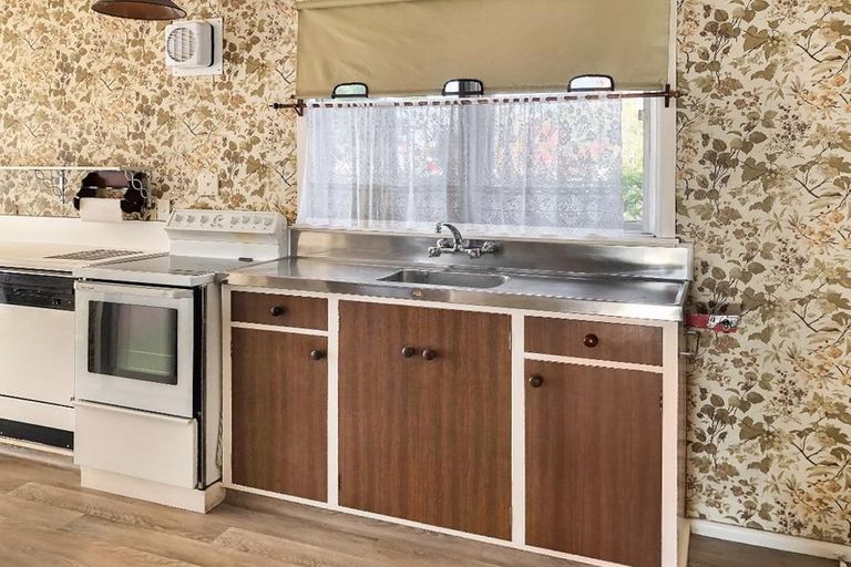 Photo of property in 1106 Oliphant Road, Camberley, Hastings, 4120