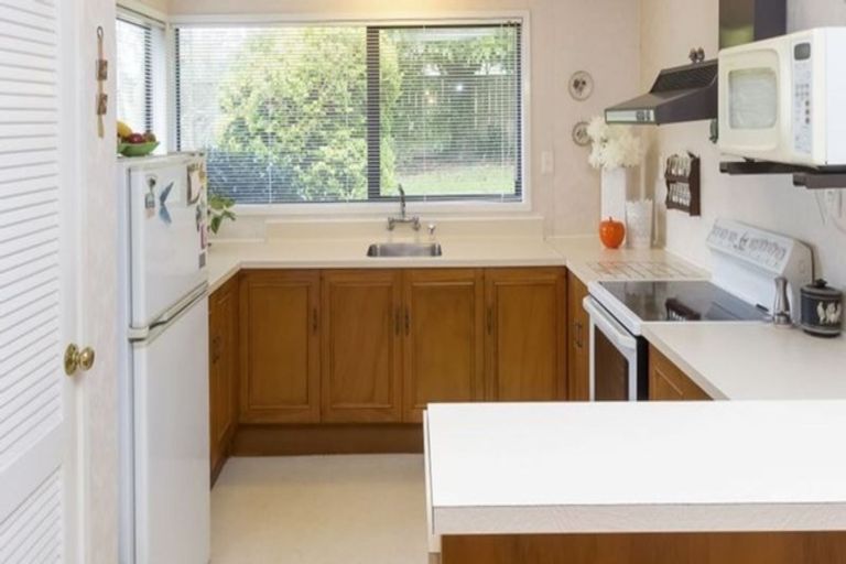 Photo of property in 1/8 Eastridge Court, Northpark, Auckland, 2013