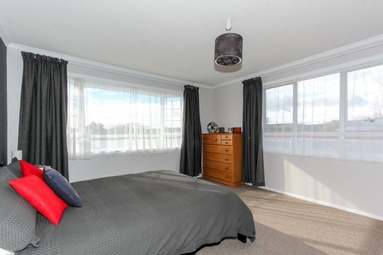 Photo of property in 114 Wairau Road, Oakura, 4314