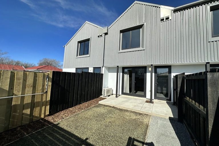 Photo of property in 3/32 Frederick Street, Waltham, Christchurch, 8011
