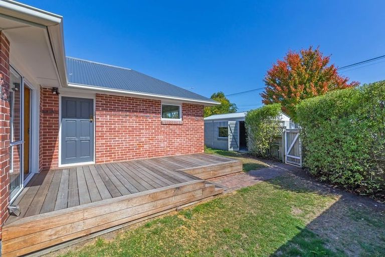 Photo of property in 1/304 Withells Road, Avonhead, Christchurch, 8042