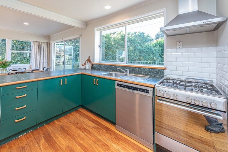 Photo of property in 22 Tregarth Street, Saint Johns Hill, Whanganui, 4501